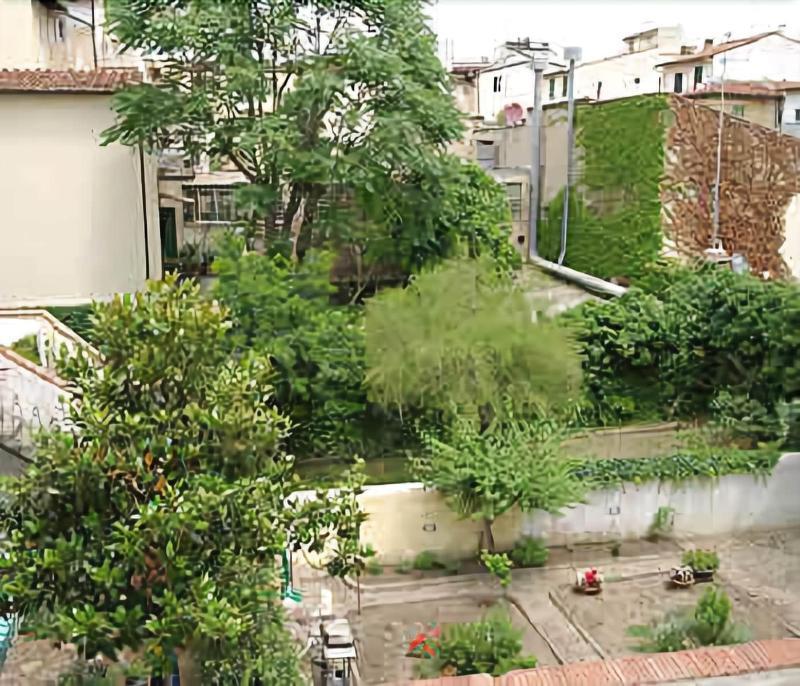 Soggiorno Pezzati Florence Luaran gambar